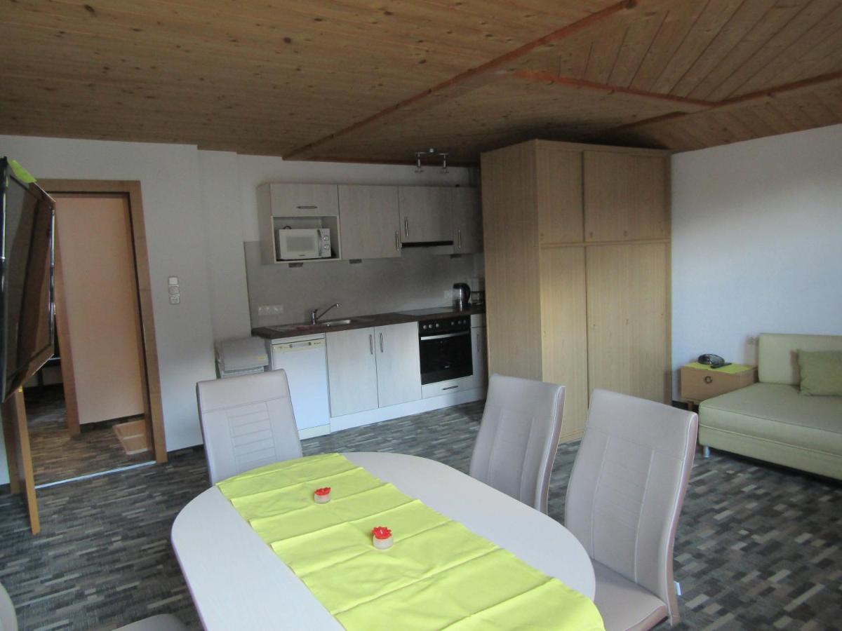 Appartements Gruener Längenfeld Buitenkant foto